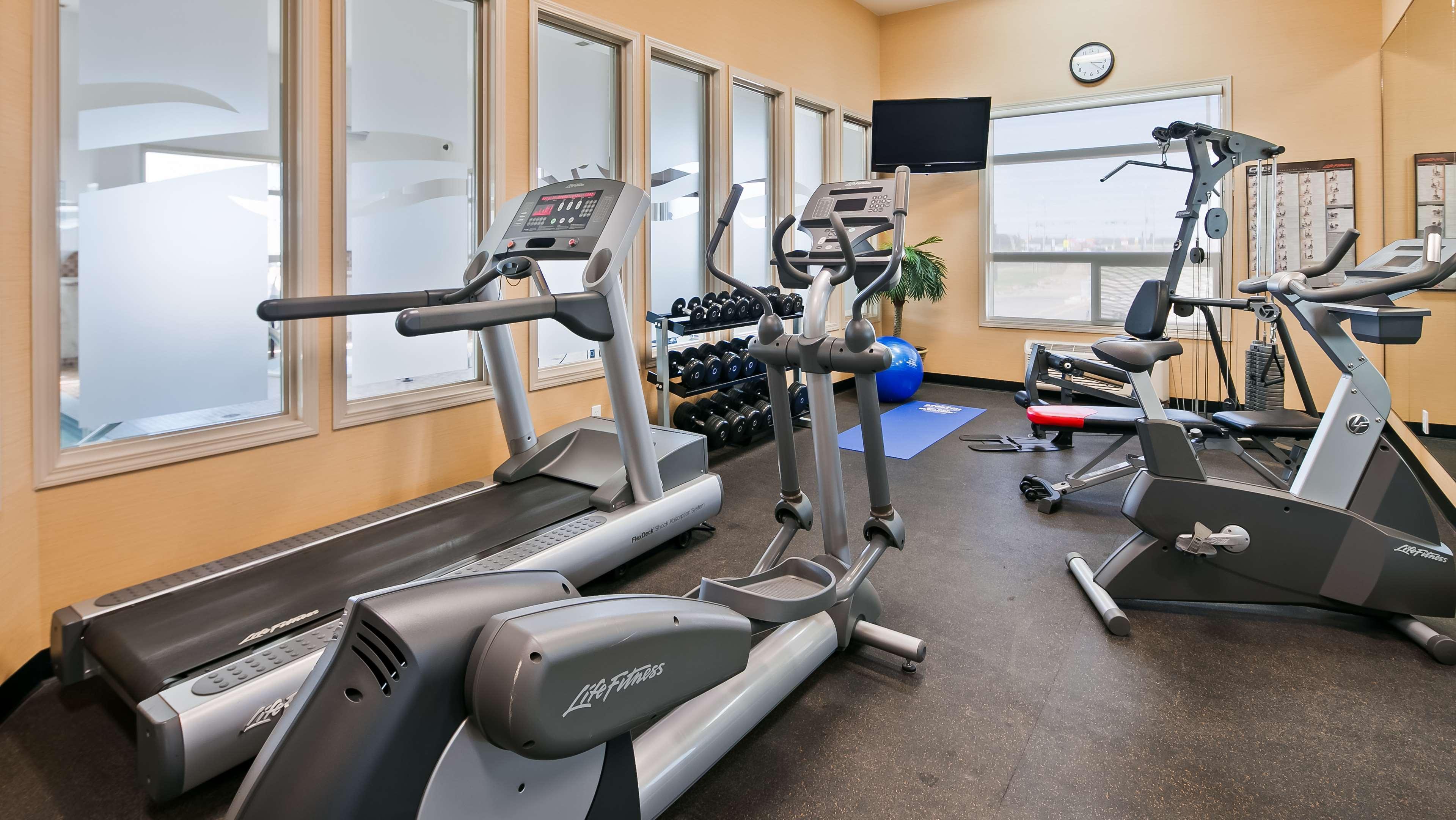 Best Western Wainwright Inn & Suites Buitenkant foto