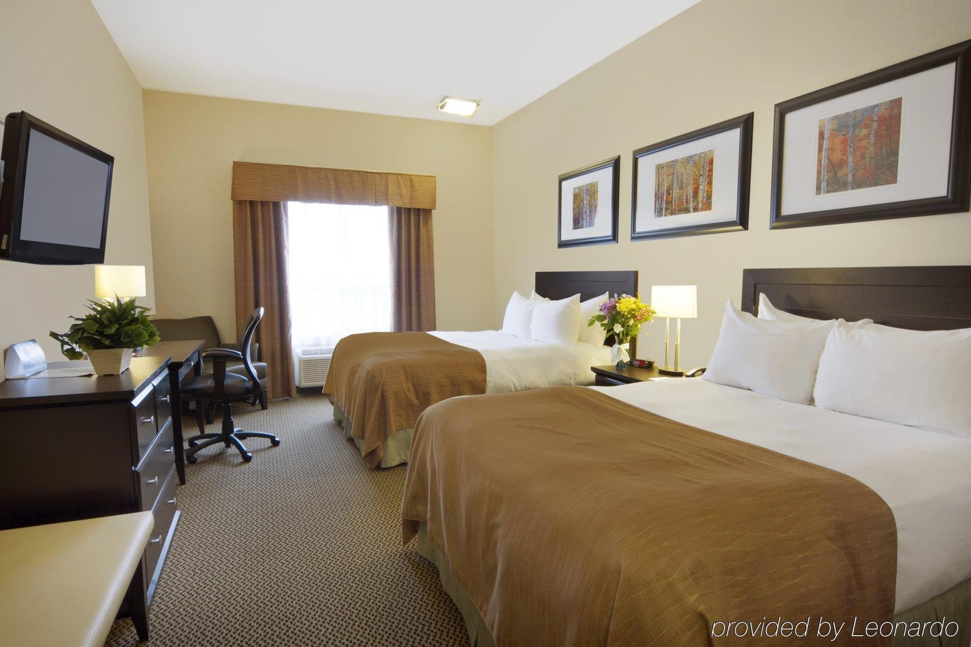 Best Western Wainwright Inn & Suites Buitenkant foto
