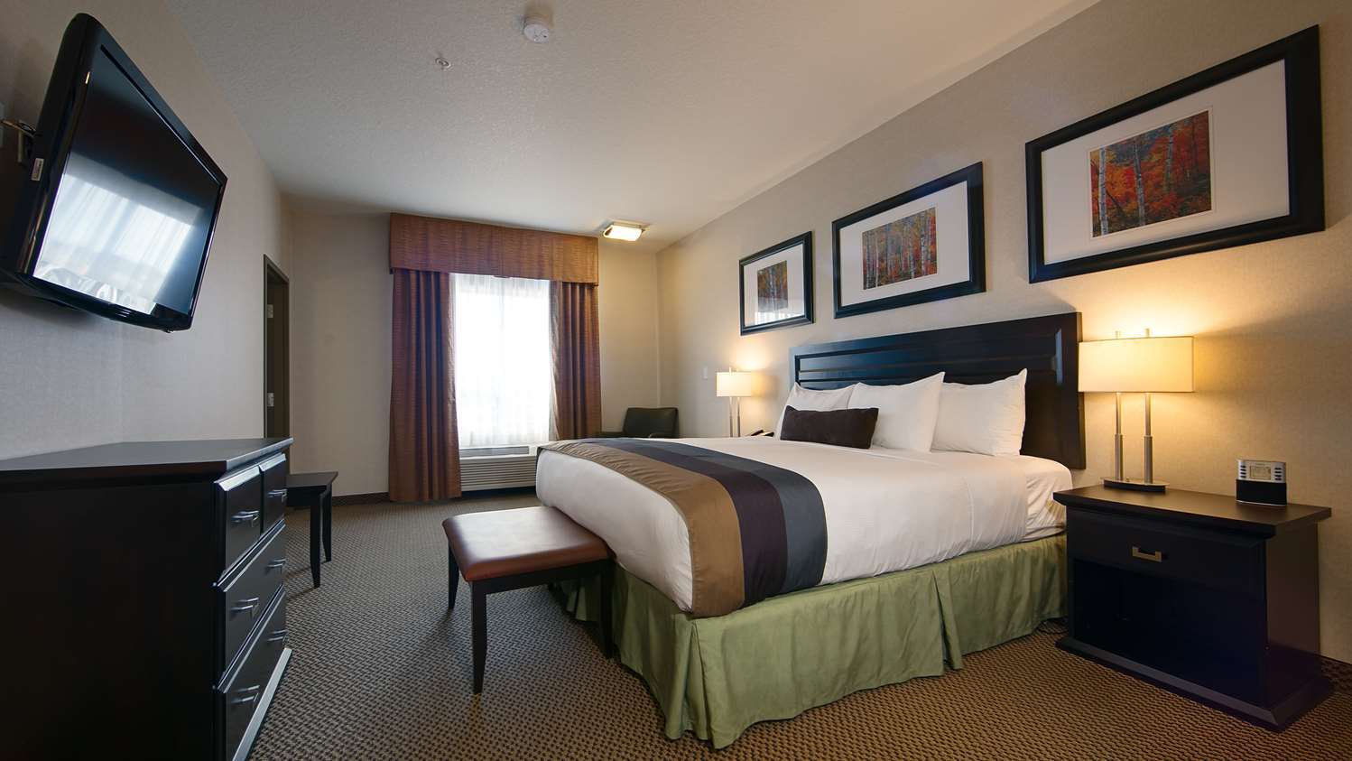 Best Western Wainwright Inn & Suites Buitenkant foto