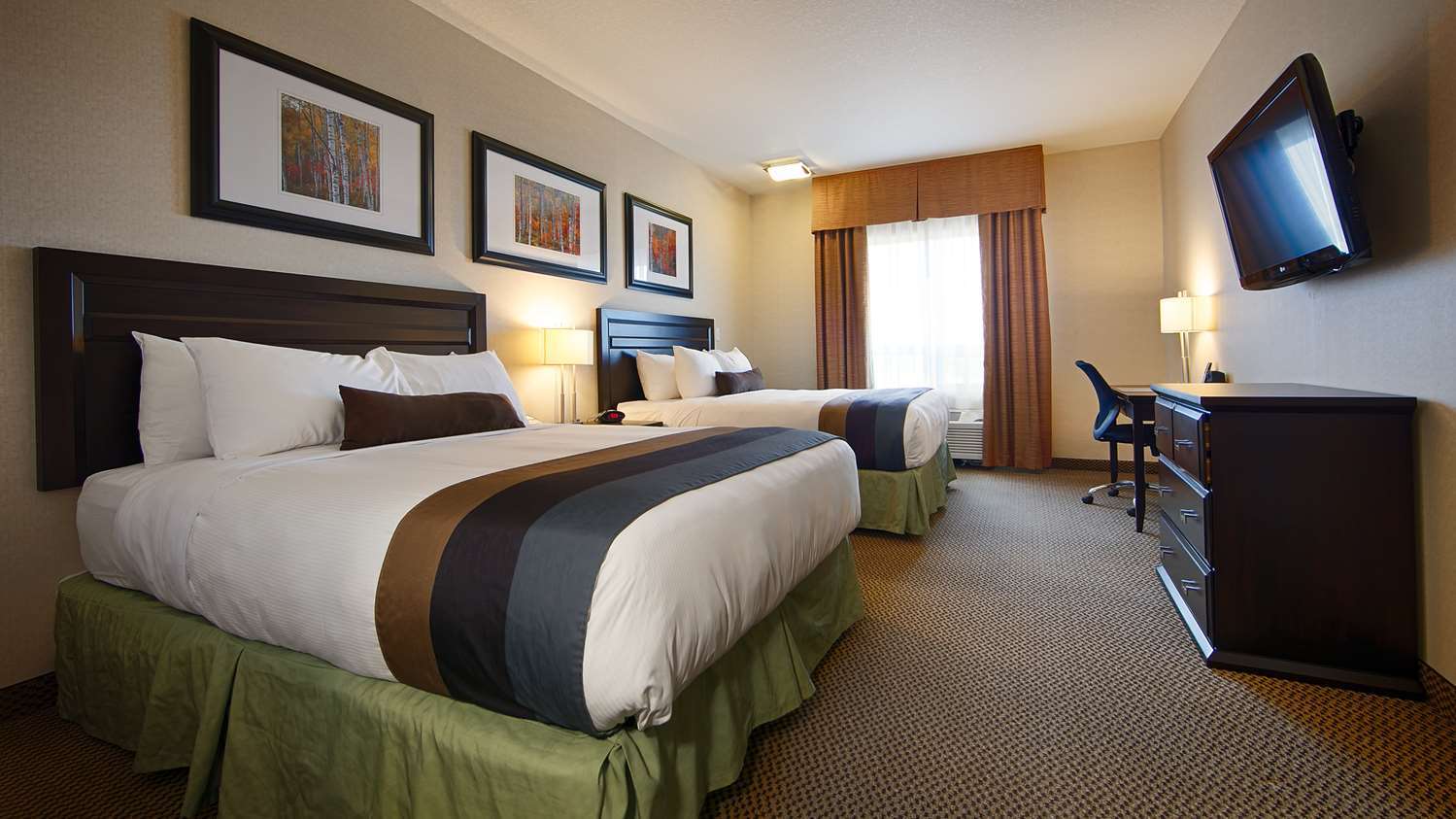 Best Western Wainwright Inn & Suites Buitenkant foto